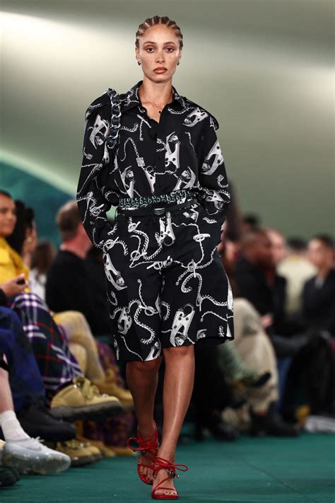 Fruit Print Burberry By Daniel Lee Unveils The Trending Print We Ll Be Snapping Up In 2024