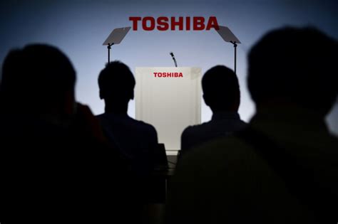Bangkok Post Toshiba To Weigh Buyout Offer From Uk Fund