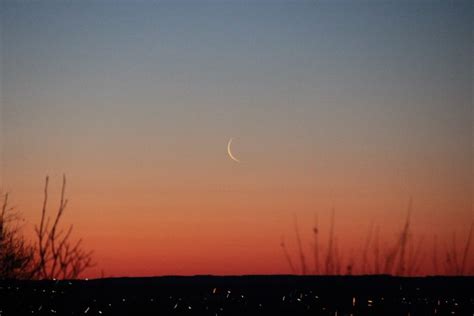 Crescent Moon At Sunrise Skyspy Photos Images Video