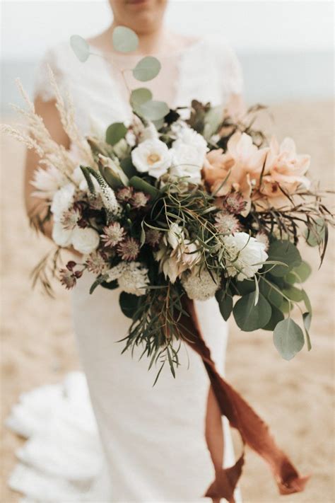 We Are Obsessing Over This Earthy Overgrown Bridal Bouquet Image By