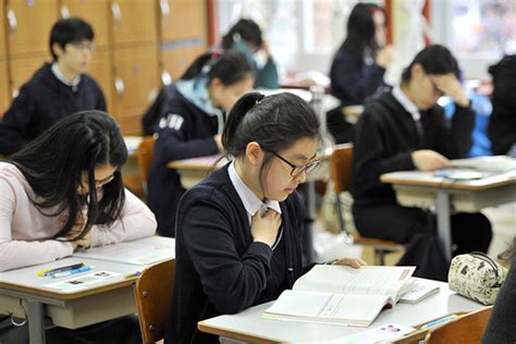 Photos South Korea Pauses For Exams Korea Real Time Wsj