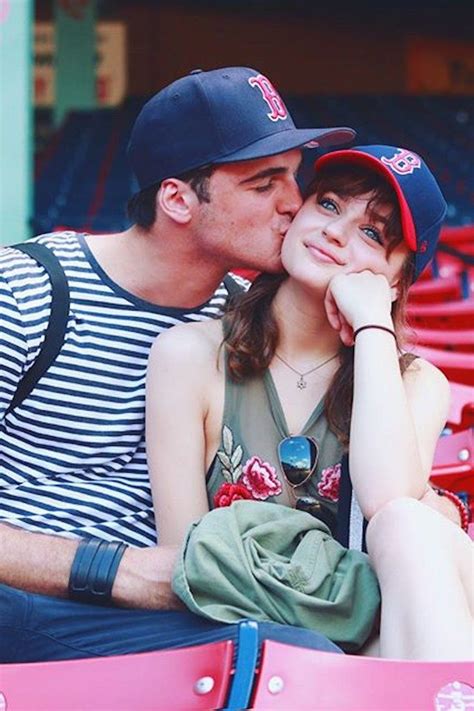 Pin on Cute Celebrity Couples