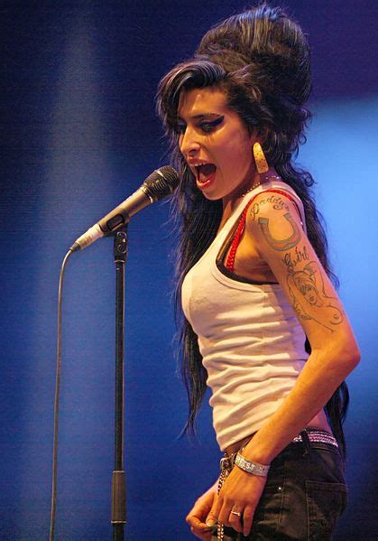Fileamy Winehouse F4962007 Crop Wikimedia Commons