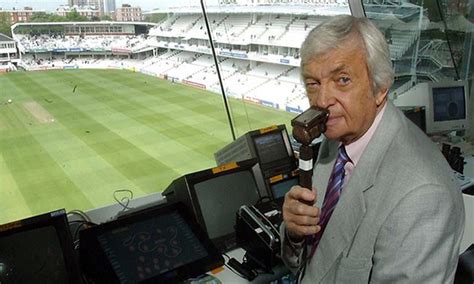 Calling On The Game History Of Cricket Commentary In Pakistan Dawncom