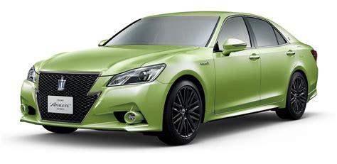 Toyota Crown 60th Anniversary Comes in Bright Green and Blue ...