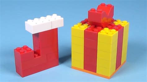 How To Build Lego Christmas T And Stocking 4630 Lego Build And Play