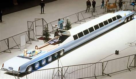 Worlds Longest Car The American Dream Limo Is ‘80s Extravaganza At