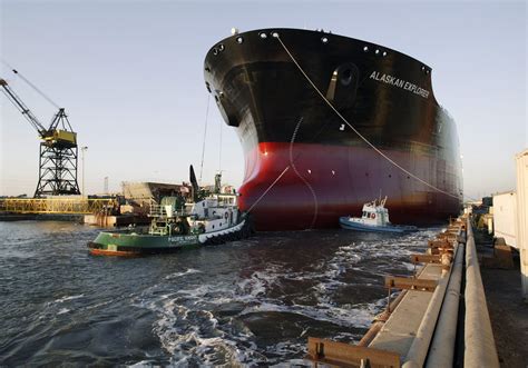 Oil tanker cargo ship - BP TANKERS - General Dynamics NASSCO - VLCC