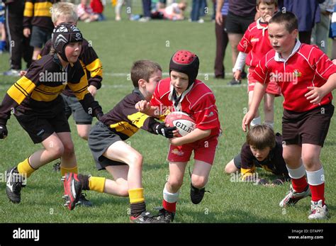 Small Boys Playing Rugby Hi Res Stock Photography And Images Alamy