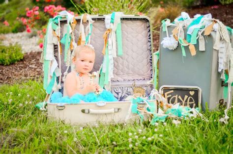 Keep reading for all you need to know about making your baby photoshoot go it'd be a great help if you brought extra towels, wipes, and props so the shoot can go on as quickly as possible. vintage props for baby photo shoot | Toddler pictures, Baby photoshoot, Baby photos
