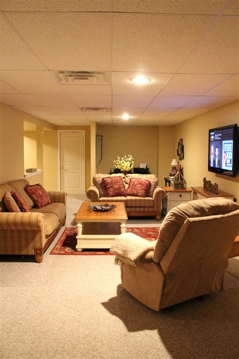Once you start thinking about basement ideas you can't stop. Basement Ideas With Entertainment Area | HomeMydesign
