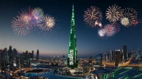 Burj Khalifa Fireworks 2024 Celebrates On New Years Eve 2024