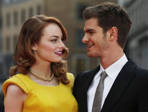 watch andrew garfield emma stone french kiss on snl