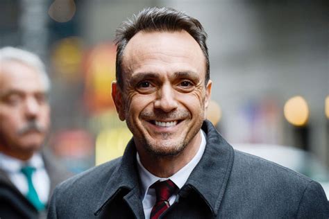 Hank Azaria Says Hes Willing To Step Aside From Voicing Apu