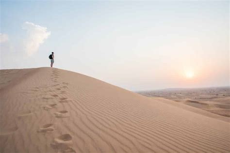 تفسير حلم المشي على رمال الصحراء