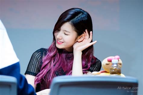 Spring Hair Trend Alert Twice Sanas Purple Hair Kpop