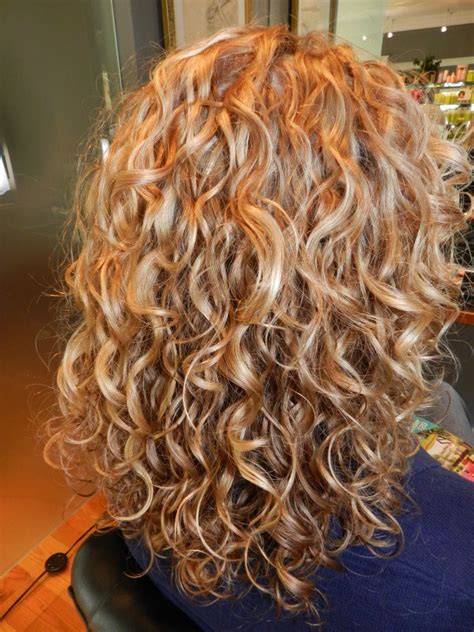 I wanted to get my wavy hair back to a healthier, less frizzy and dry state and stop using so much heat products after years of straightening! Medium length, blonde curls! Highlights, lowlights, dry ...