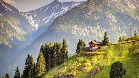 Descarga Gratis Casa De Hormigón Marrón Montañas La Ciudad Suiza