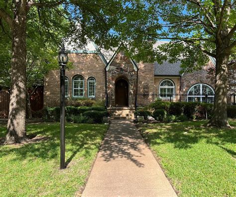 1110 Lausanne Ave Dallas Tx 75208 Mls 20313186 Redfin