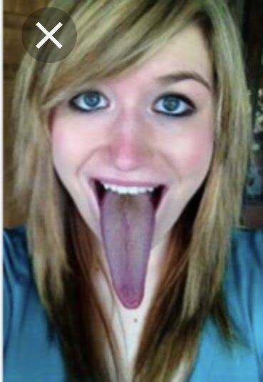 Long Tongue Booty On Twitter Adrianne Lewis Extremely Long Tongue
