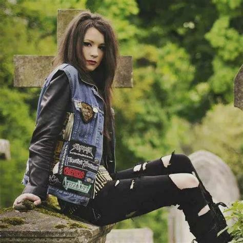 Heavy Metal Girl Heavy Metal Fashion Heavy Metal Girl Black Metal Girl