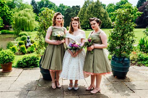 A 1950s Style Polka Dot Dress For A Geek Chic Retro Inspired Wedding