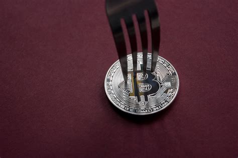 We only want to list the opportunity of a free airdrop. Crypto Breaking: Bitcoin Cash Hard Forks — BCH Hash War Begins