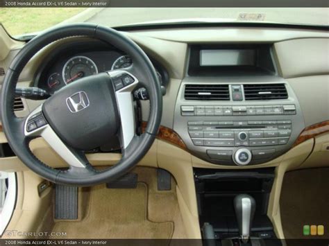 Ivory Interior Dashboard For The 2008 Honda Accord Ex L V6 Sedan
