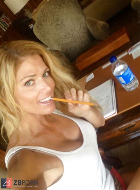 Torrie Wilson Tits Bobs And Vagene