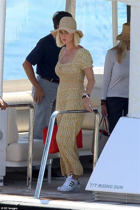Katy Perry Looks Lovely In Floral Print Jumpsuit During Ibiza Getaway Katy Perry Floral Print