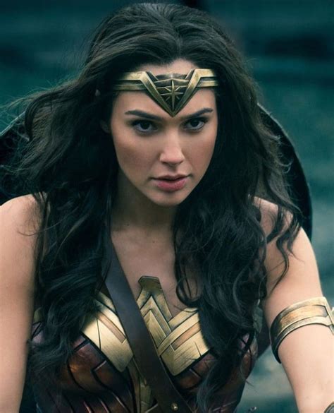 Top 10 Hottest Actress In Hollywood Wonder Woman Woman Movie Gal Gadot