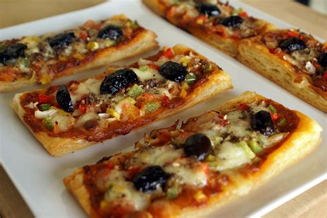 Tarte feuilletée aux légumes comme une pizza Recette par Chef Simon