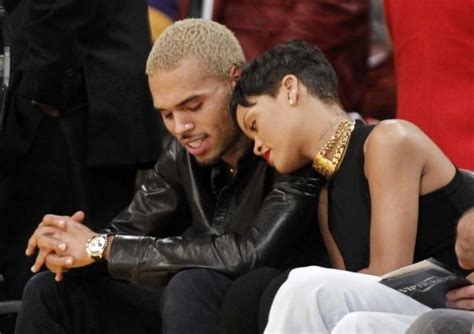 Did Chris Brown Just Try Getting Back With Rihanna On Valentines Day Ibtimes India
