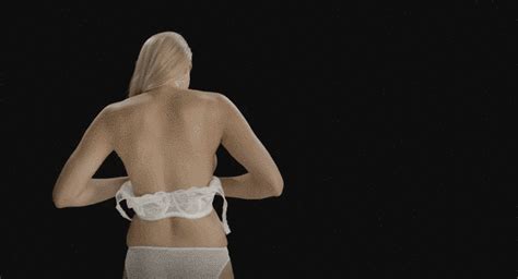 How You Put On Your Bra In The Morning Can Tell A Lot About Your