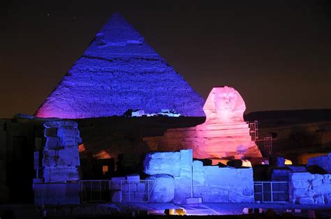 Sphinx And Pyramid Of Khafre Gizeh Luxor Pictures Egypt In Global