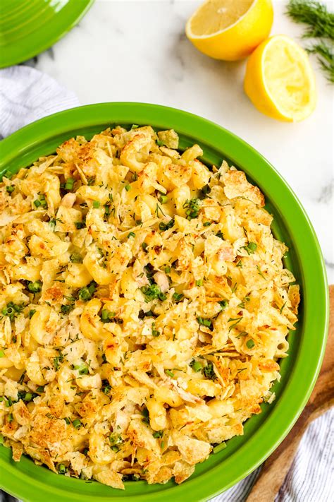 Another element of fun in this tuna noodle casserole is sour cream and onion flavored potato chips, one of my favorite snacks ever. Pioneer Woman Tuna Casserole Recipe : Pioneer woman tuna casserole recipe : Please share your ...