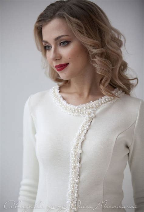 Very Beautiful Knitted Woman Suit Pearl Collection Etsy Trajes Mujer Ropa Linda Ropa De Mujer