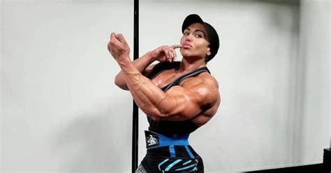 56 Most Muscular Female Bodybuilders With Instagram Hood Mwr