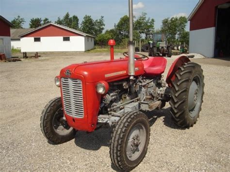 Massey Ferguson 35 X Tracteur