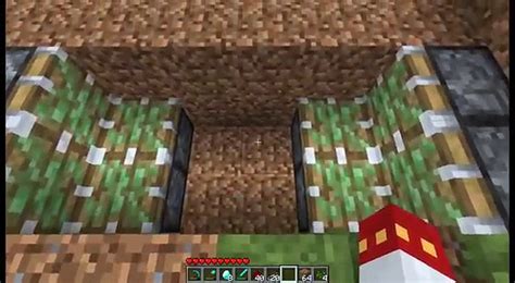 How To Make A Secret Door In Minecraft With Pistons