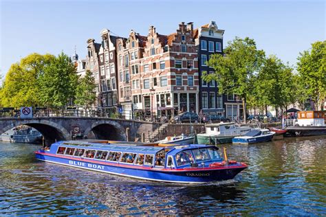 Wheelchair-friendly canal cruise in Amsterdam | Amsterdam Canal Cruises