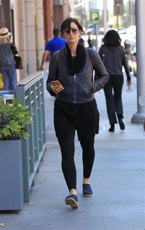Carrie Anne Moss Shopping In Beverly Hills 08 Gotceleb