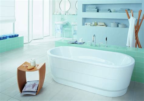 8 Different Types Of Bathtubs Explained