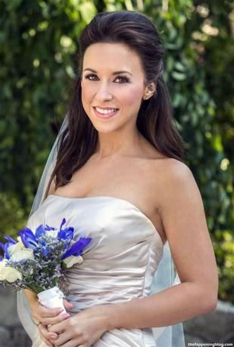 Lacey Chabert Nude Sexy Photos Hot Videos And Sex