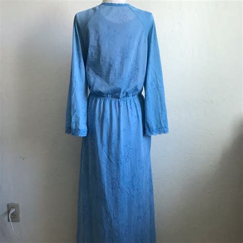 1970s Vtg Vintage Miss Elaine Nightgown Lingerie Robe Gem