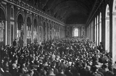 Signing The Treaty Of Versailles 1919 Marina Amaral