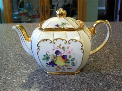 James Sadler Fruit Gold Teapot 1920 England Tea Pots Tea For One