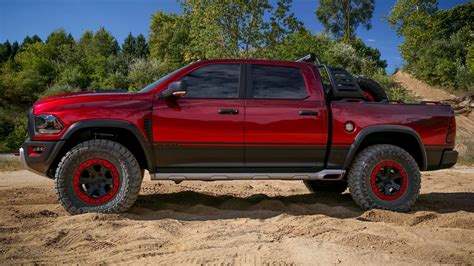 Lançamento Do Raptor Killing Ram Trx Provocado Para Roubar O Ford Thunder