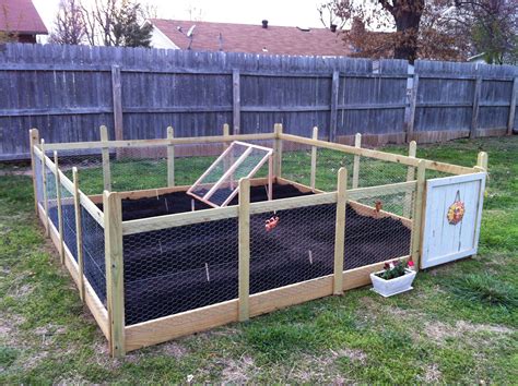 Watch the video explanation about fencing a vegetable garden online, article, story, explanation, suggestion, youtube. Pin by Lindsey Russell on Gardening | Chicken wire fence, Chicken fence, Fenced vegetable garden