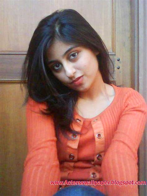 Indian College Girl Showing Mms Videos Hot Pics Actress Wallpapers